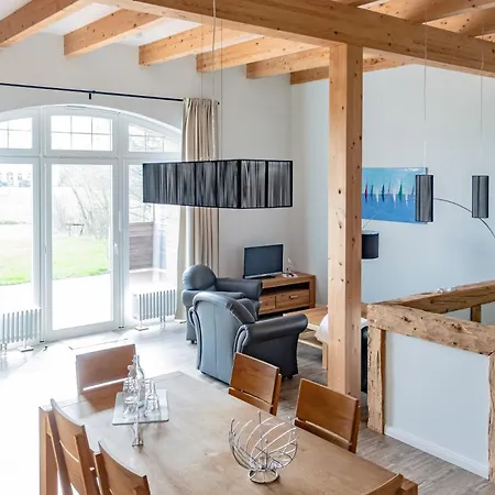 Holiday home Gut-royum-haferkiste *